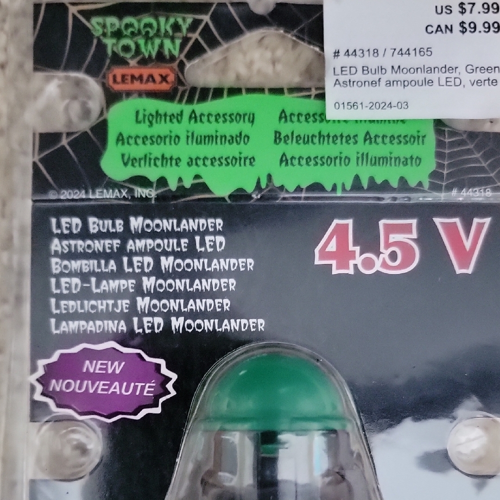 Lemax New Spooky Town LED Moonlander Green and Purple - Picture 4 of 9